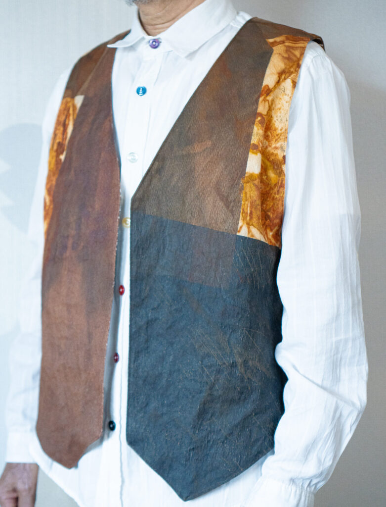 柿渋錆染めベスト